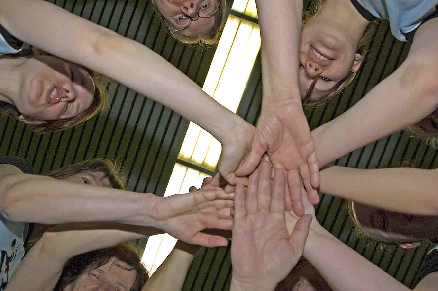 Frauen 2 bei der Begrüßung